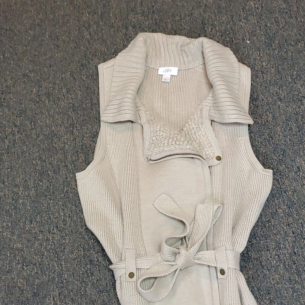 Sweater Vest